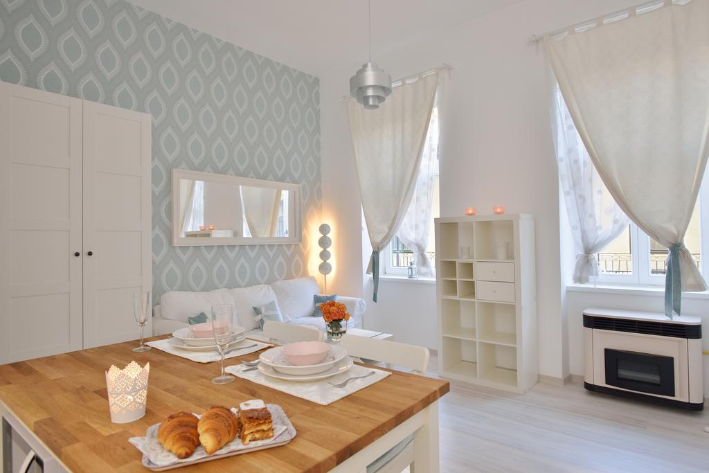 Gozsdu Apartments In Center بودابست المظهر الخارجي الصورة
